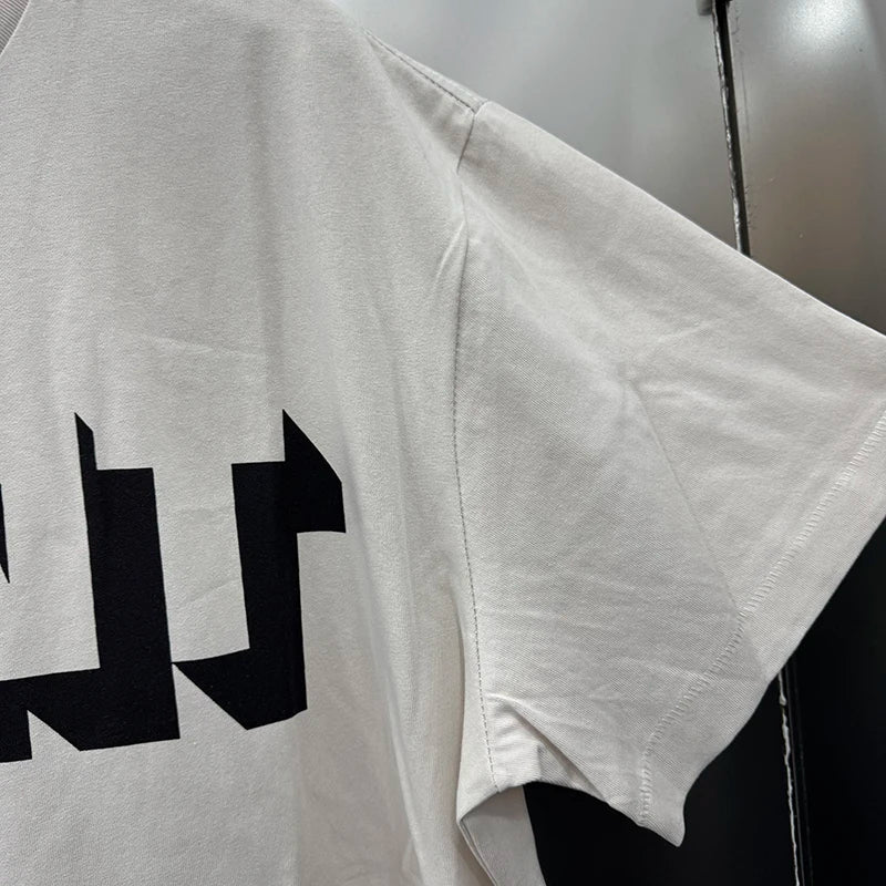 Simple Fashion Saint Letter Shadow Print Casual T Shirt Men Clothing