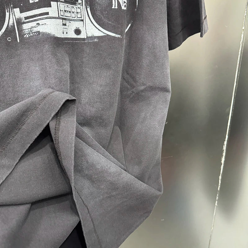 American Retro Flame Tape Graphic T Shirts Street Casual Men Trendy Summer Tops