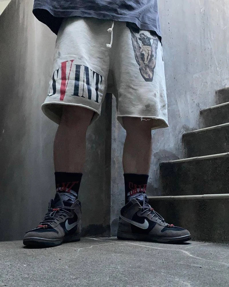 Washed Grey Saint V-shaped Pattern Summer Shorts Men Sport Fashion Terry Loose Streetwear