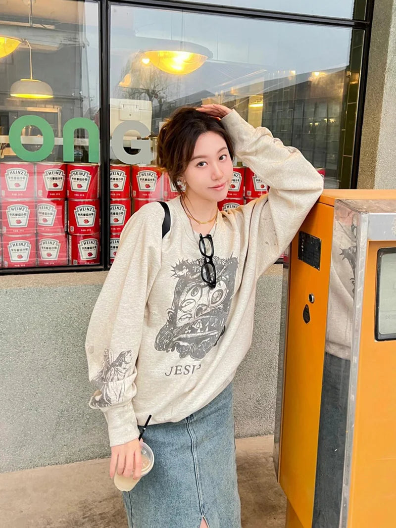 Loose Saint Hole Washed Graffiti Vintage Round Neck Sweatshirt Streetwear Men